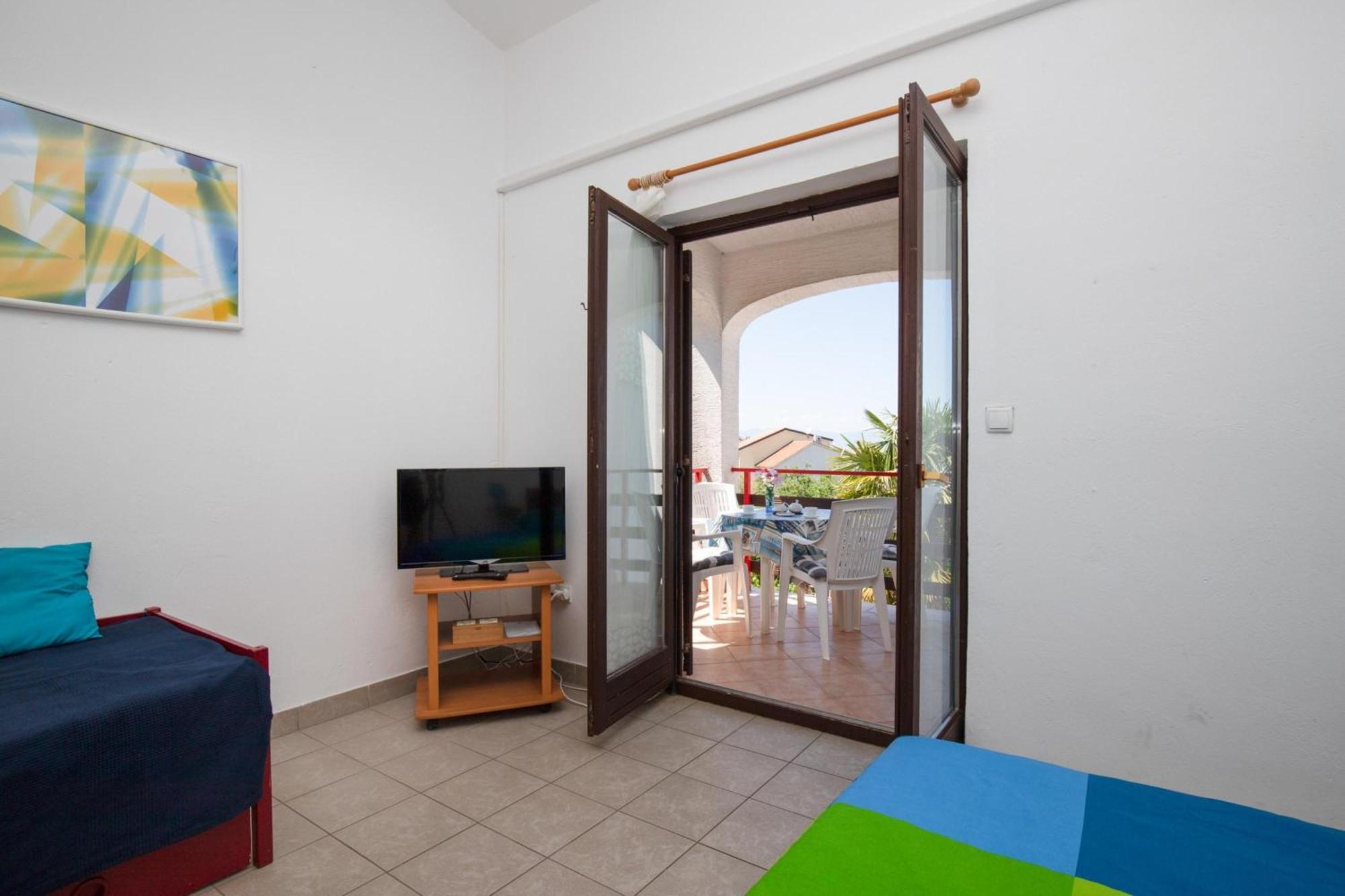 Apartments Brankica Island - Happy Rentals Вантачичи Экстерьер фото
