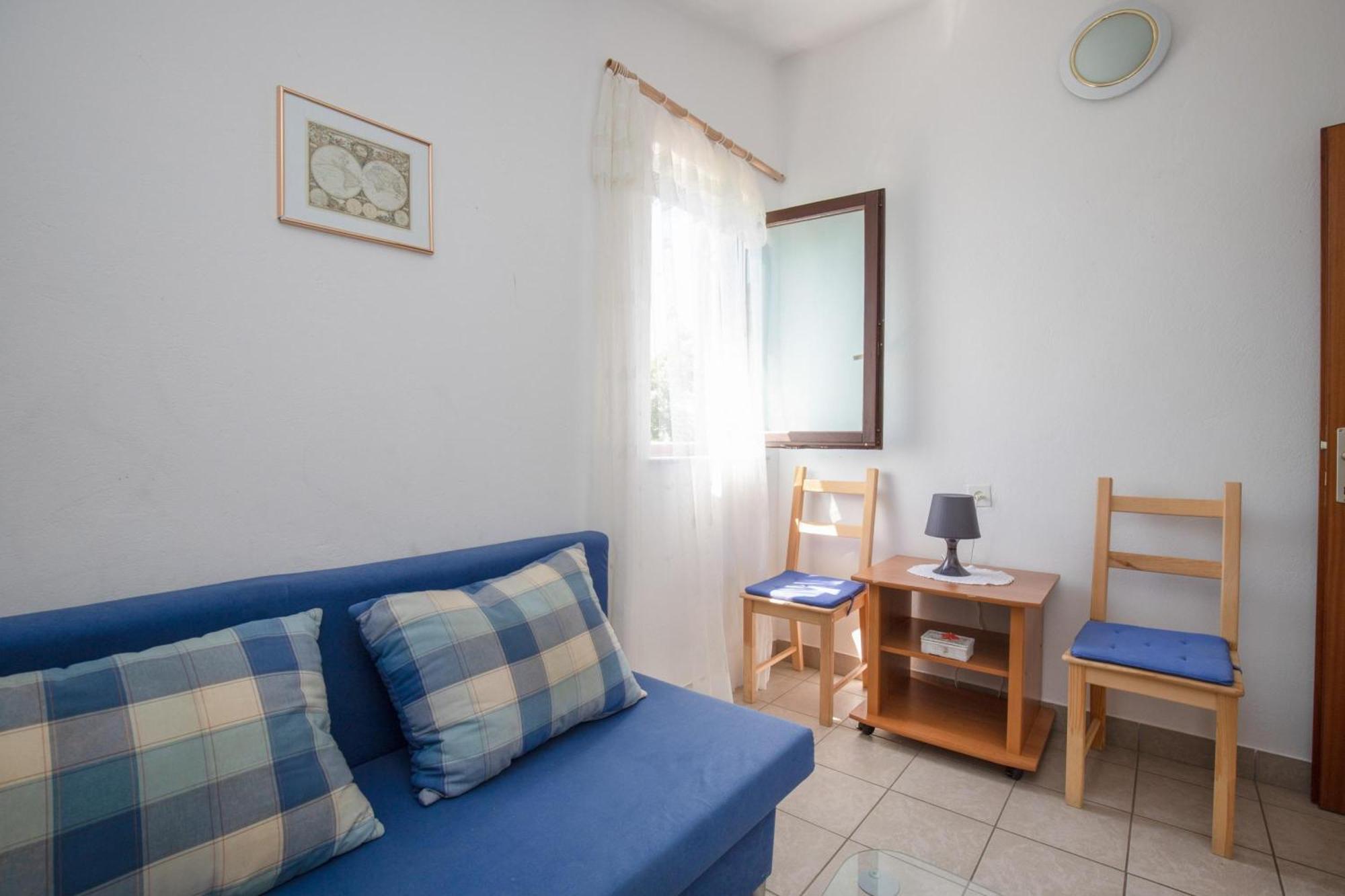 Apartments Brankica Island - Happy Rentals Вантачичи Экстерьер фото
