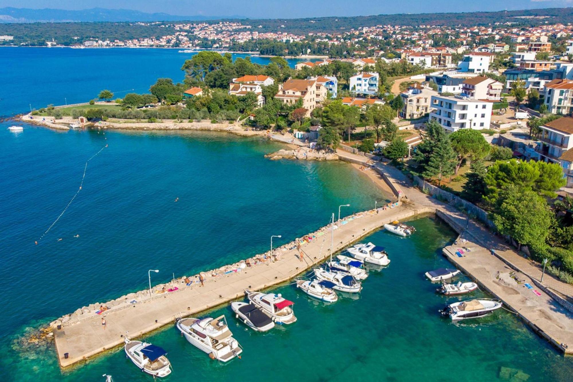 Apartments Brankica Island - Happy Rentals Вантачичи Экстерьер фото
