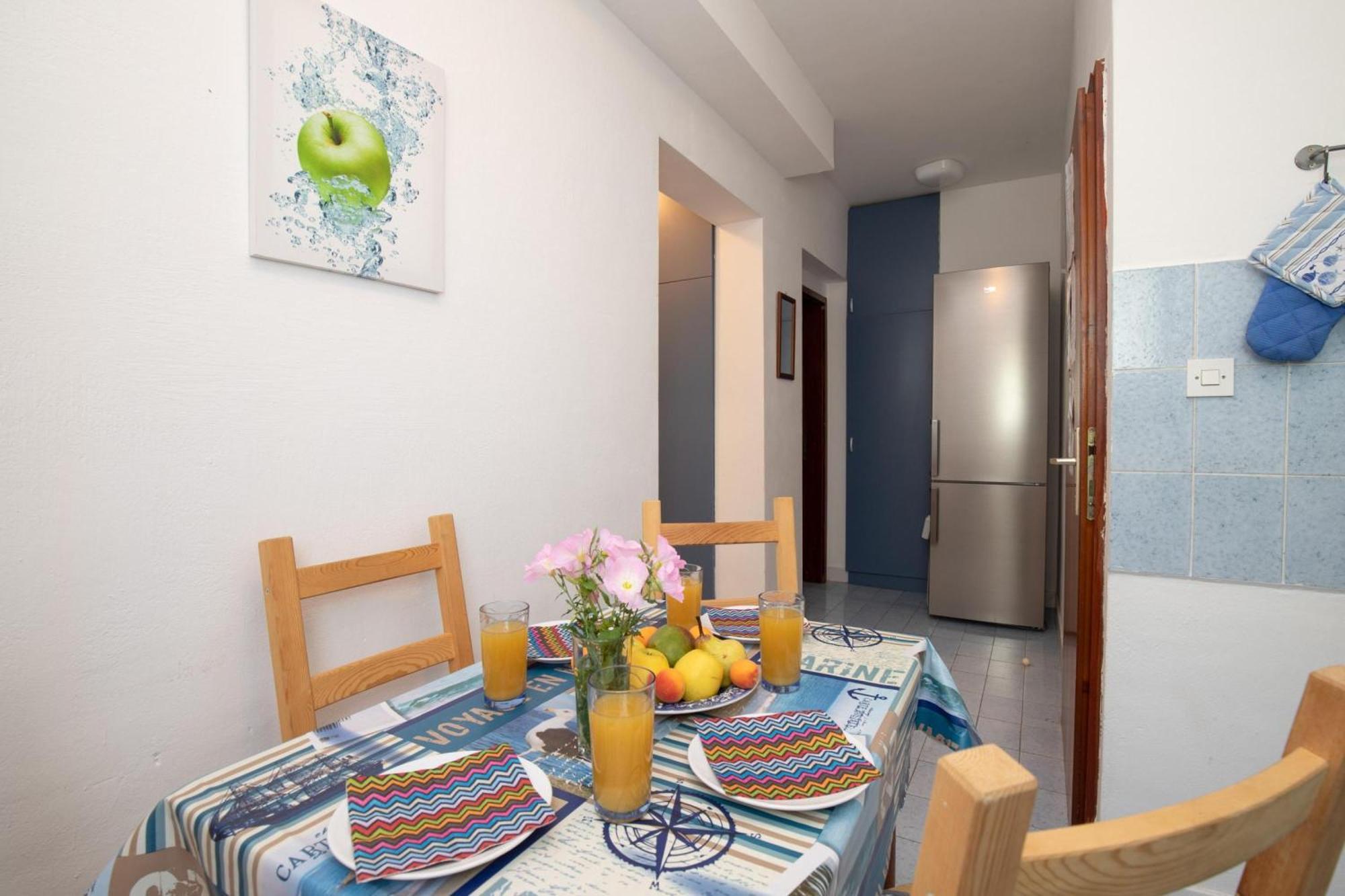 Apartments Brankica Island - Happy Rentals Вантачичи Экстерьер фото
