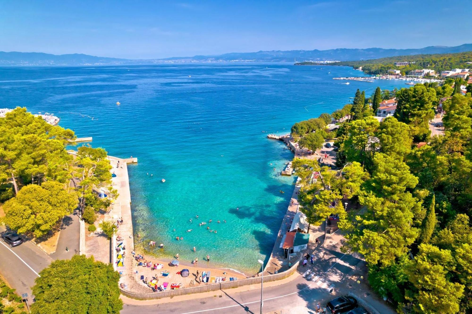 Apartments Brankica Island - Happy Rentals Вантачичи Экстерьер фото