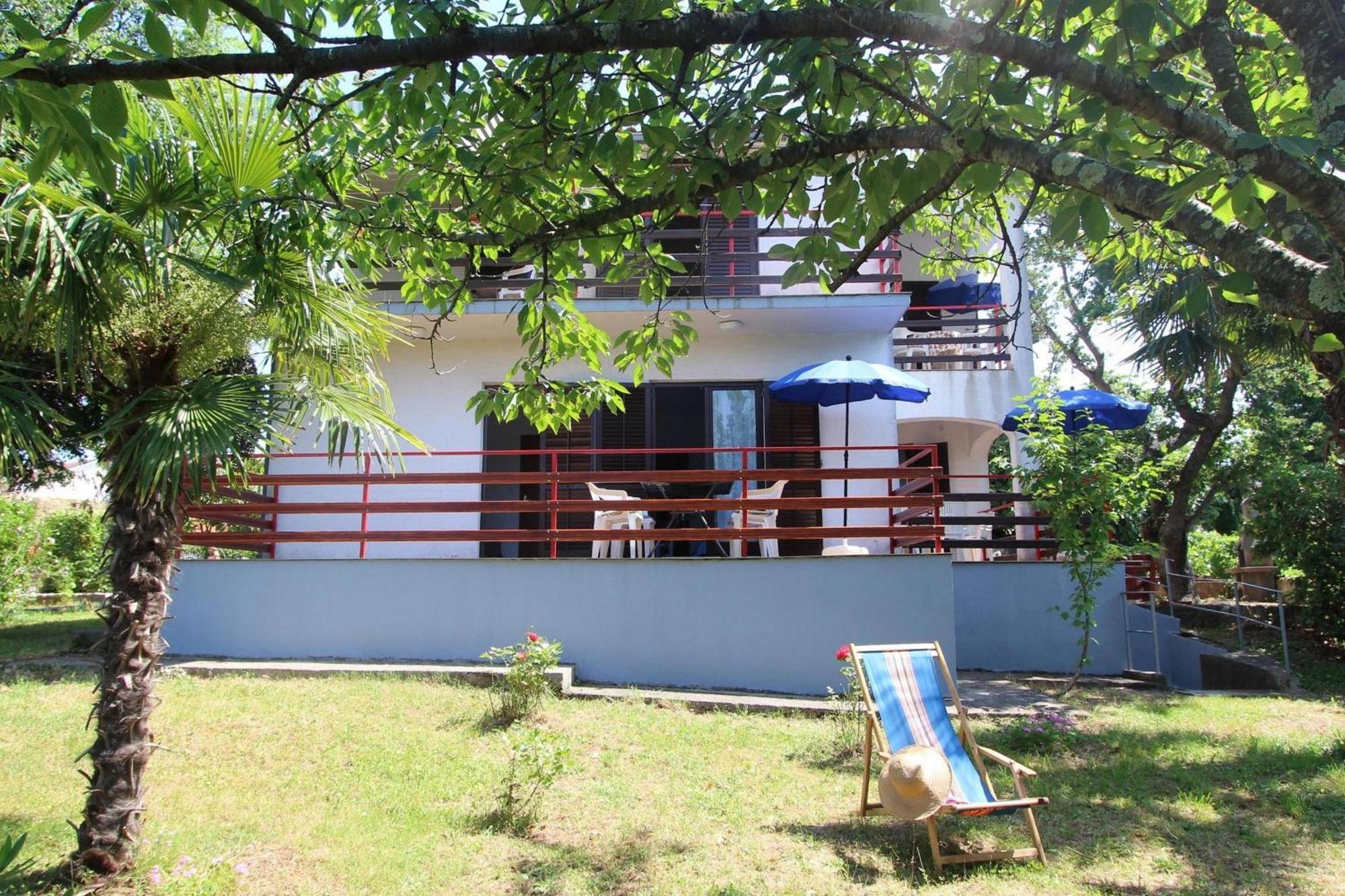 Apartments Brankica Island - Happy Rentals Вантачичи Экстерьер фото