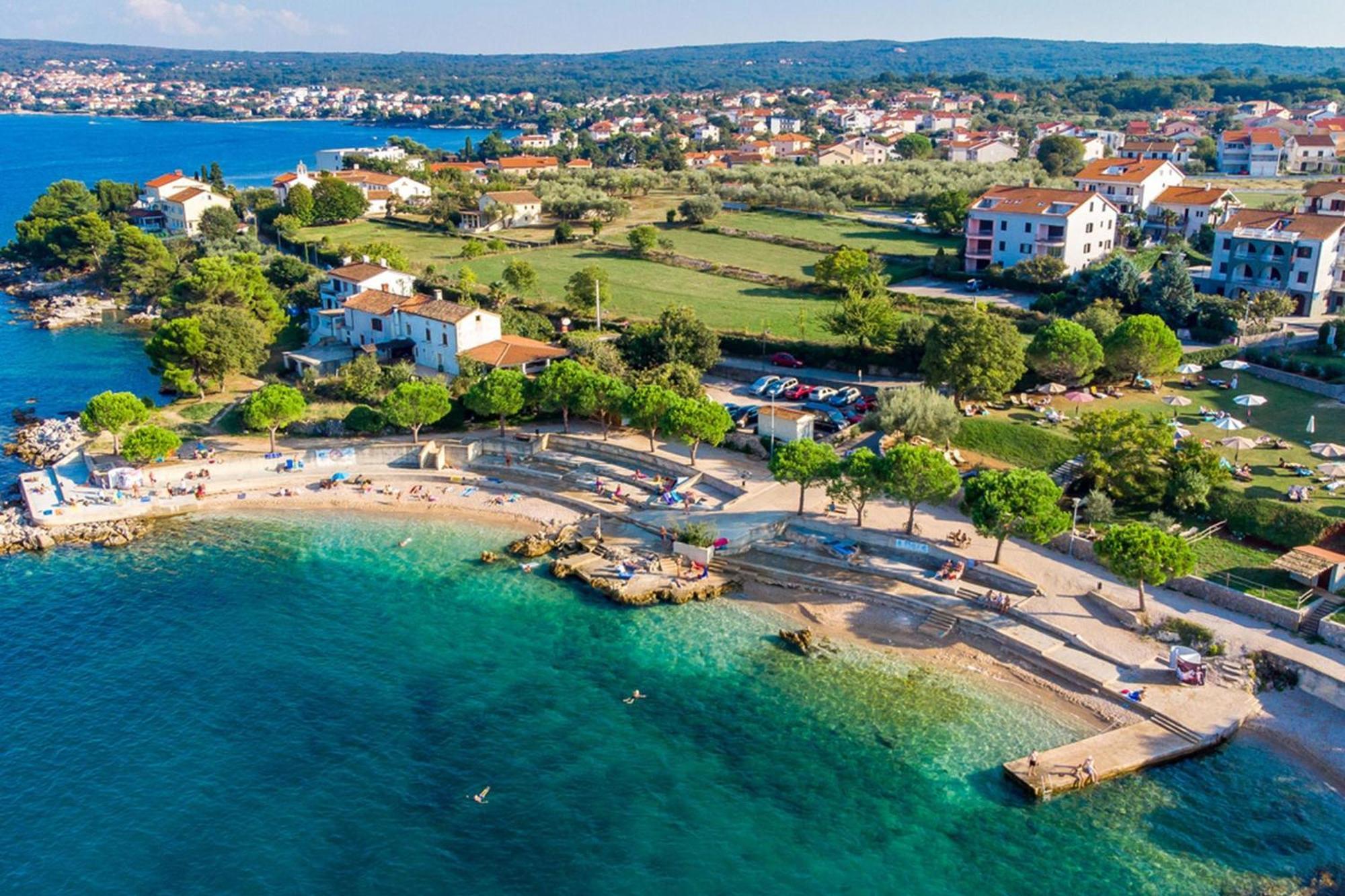 Apartments Brankica Island - Happy Rentals Вантачичи Экстерьер фото