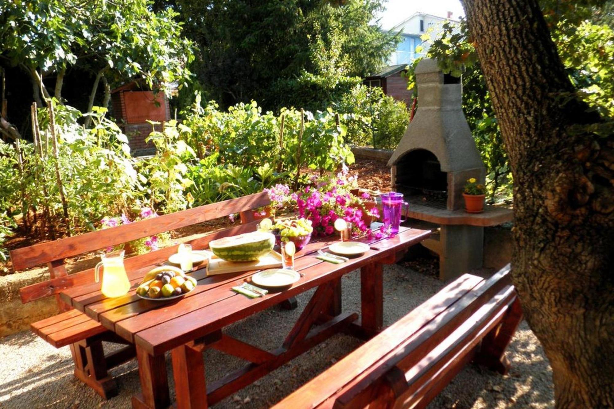 Apartments Brankica Island - Happy Rentals Вантачичи Экстерьер фото